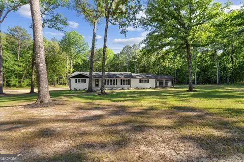 333 Racehorse Dr, Summerville, GA 30747