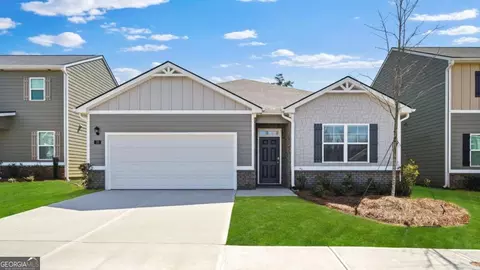 58 Weymouth Dr, Locust Grove, GA 30248