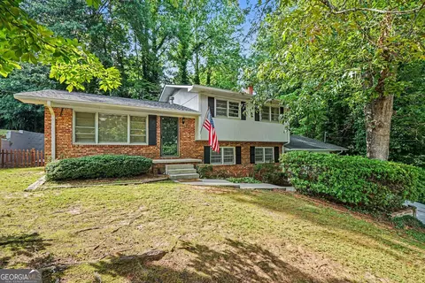 Exterior - 90 Elm Dr, Toccoa, GA 30577 photo 3 of 7