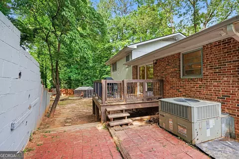 Exterior - 90 Elm Dr, Toccoa, GA 30577 photo 6 of 7