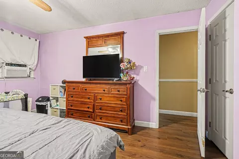 Bedroom - 90 Elm Dr, Toccoa, GA 30577 photo 2 of 9