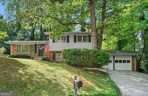 Exterior - 90 Elm Dr, Toccoa, GA 30577 photo 2 of 7