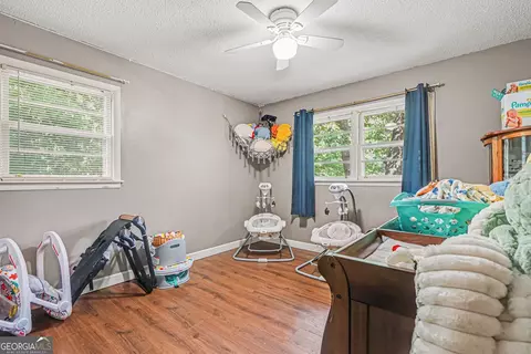 Bedroom - 90 Elm Dr, Toccoa, GA 30577 photo 4 of 9