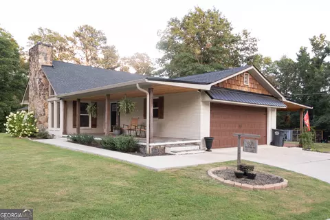 Exterior - 801 Glass Bridge Rd, Lagrange, GA 30240 photo 2 of 11