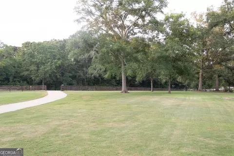 Exterior - 801 Glass Bridge Rd, Lagrange, GA 30240 photo 3 of 11