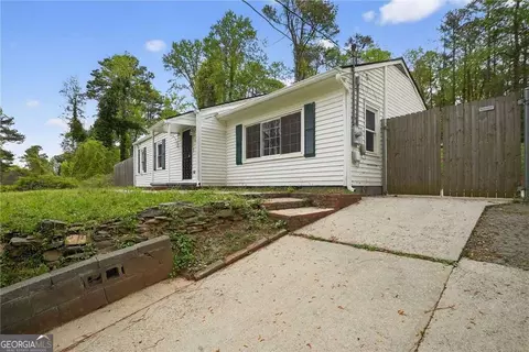 2252 Beecher Cir SW, Atlanta, GA 30311