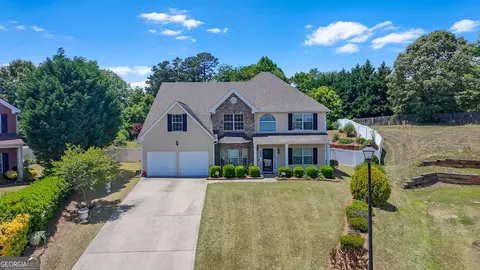 2393 Watson Fain Trl, Loganville, GA 30052
