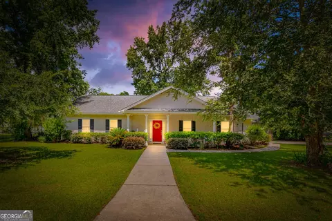 21 Hardwood Forest Cir, Brunswick, GA 31525