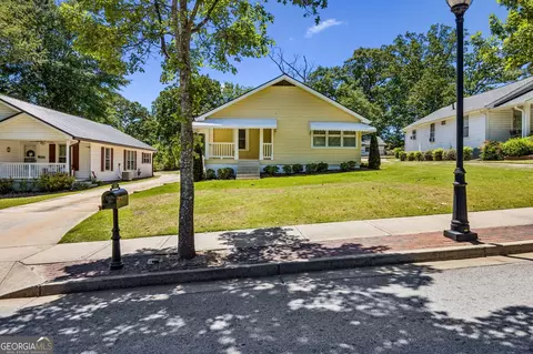 553 S Hill St, Buford, GA 30518