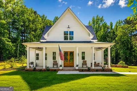 34 Harris Rd, Carrollton, GA 30116
