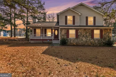 682 Monticello Ln, Mcdonough, GA 30253