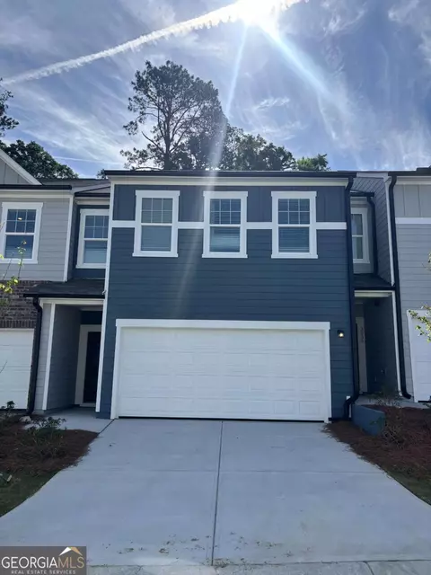 3033 Osier Cir, Douglasville, GA 30135
