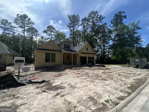98 Eagle Crest Dr, Waverly, GA 31565