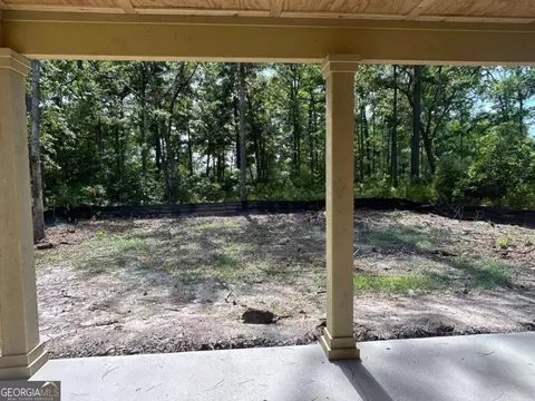 Exterior - 116 Eagle Crest Dr, Waverly, GA 31565 photo 2 of 13