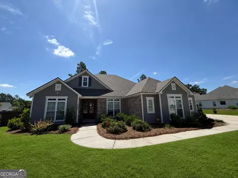 7290 Mill Ridge Dr, Hahira, GA 31632