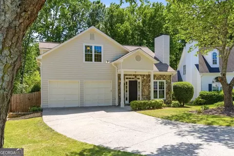 225 Blue Heron Ln, Alpharetta, GA 30009