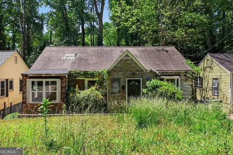 1676 S Olympian Way SW, Atlanta, GA 30310