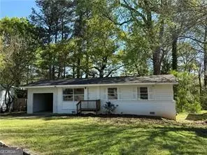 601 Melrose Dr, Forest Park, GA 30297