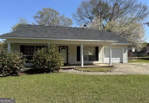 85 Nomad Cir, Kinsey, AL 36303