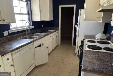 Kitchen - 85 Nomad Cir, Kinsey, AL 36303 photo 1 of 1