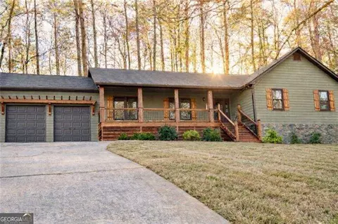 440 Spruce Ct, Alpharetta, GA 30004