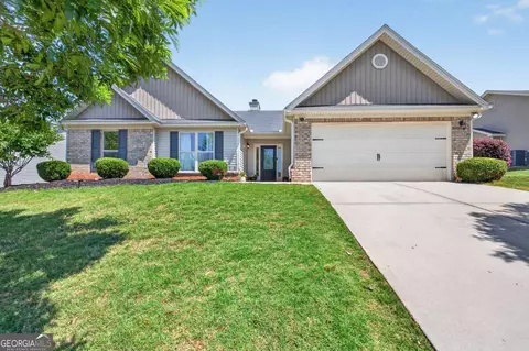 558 River Mist Cir, Jefferson, GA 30549