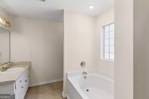 Bath - 3520 Tullocks Hill Dr, Augusta, GA 30906 photo 1 of 2