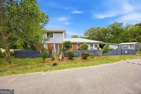 50 Edgewood Dr #1, Danielsville, GA 30633