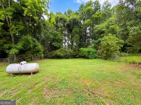 Exterior - 243 Glenn St, Jackson, GA 30233 photo 3 of 3