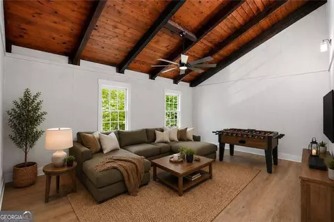 Living - 202 Buckskull Hollow Ct, Jasper, GA 30143 photo 3 of 6