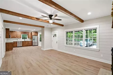 Living - 202 Buckskull Hollow Ct, Jasper, GA 30143 photo 6 of 6