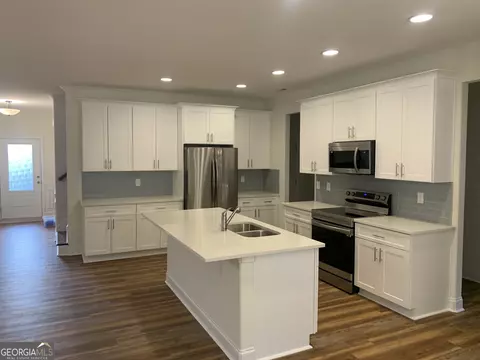 Kitchen - 210 Parker Dr, Mcdonough, GA 30253 photo 1 of 2