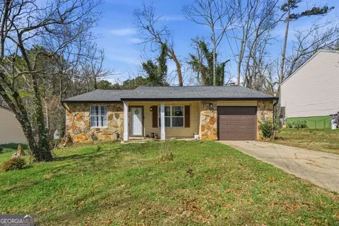 1337 Muirforest Dr, Stone Mountain, GA 30088