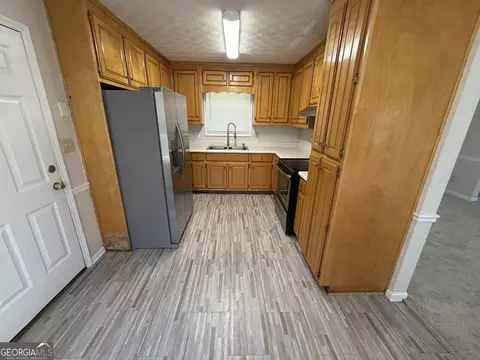 Kitchen - 70 Boardwalk Ave, Covington, GA 30016 photo 1 of 7