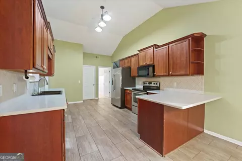 Kitchen - 1218 Morgans Run, Monroe, GA 30656 photo 2 of 2