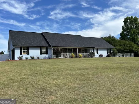 1962 Joanne Dr, Loganville, GA 30052