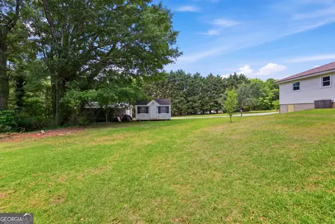 Exterior - 369 Skyline Dr, Toccoa, GA 30577 photo 11 of 13