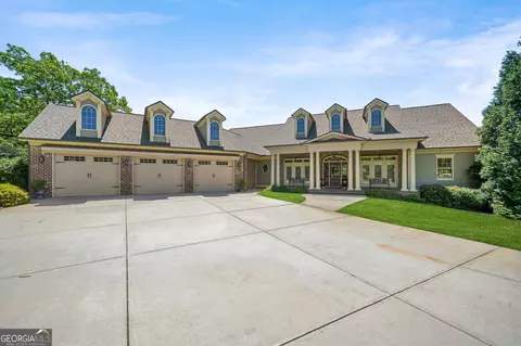 428 Fox Valley Dr, Monroe, GA 30656