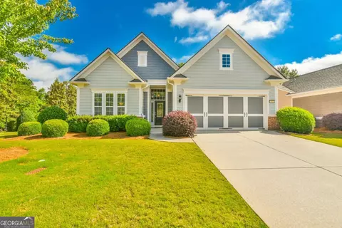 5907 Chimney Rock Dr, Hoschton, GA 30548