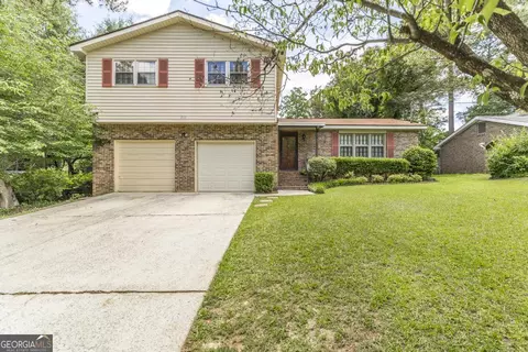 315 Donna Dr, Warner Robins, GA 31088