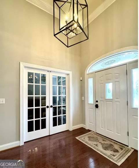Entry Way - 114 Springbrook Dr, Cornelia, GA 30531 photo 1 of 4