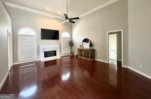 Living - 114 Springbrook Dr, Cornelia, GA 30531 photo 1 of 1