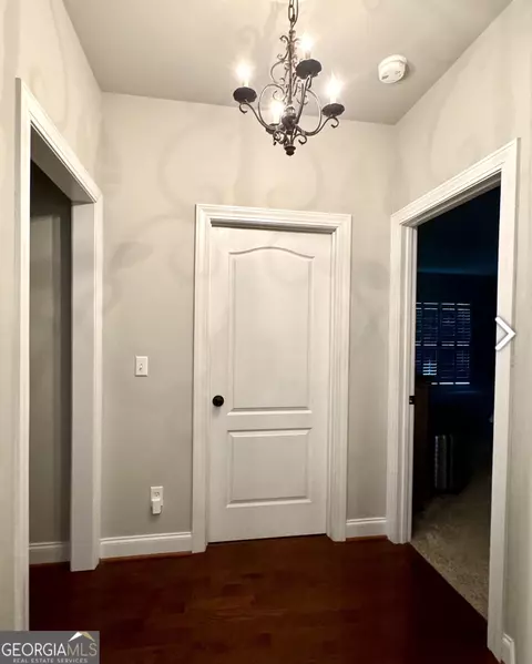 Entry Way - 114 Springbrook Dr, Cornelia, GA 30531 photo 3 of 4