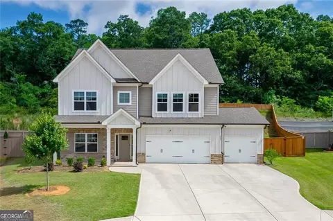 265 Cherokee Rose Ln, Hoschton, GA 30548