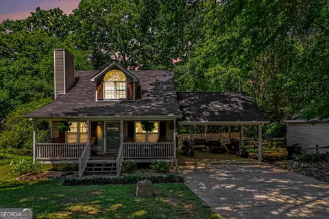 106 Granite St, Hogansville, GA 30230
