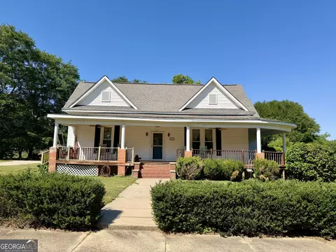 312 N Line St, Dexter, GA 31019