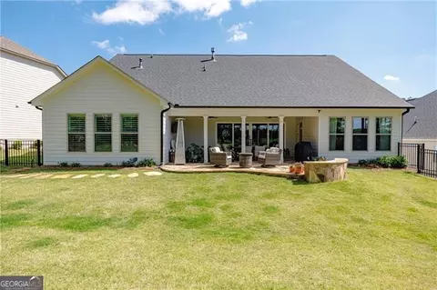 Exterior - 439 Northside Dr, Canton, GA 30115 photo 11 of 16