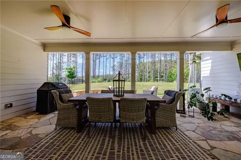 Exterior - 439 Northside Dr, Canton, GA 30115 photo 5 of 16