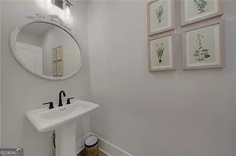 Bath - 439 Northside Dr, Canton, GA 30115 photo 5 of 5