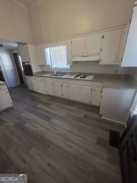 Kitchen - 1663 Alcovy Mountain Rd, Monroe, GA 30655 photo 4 of 4